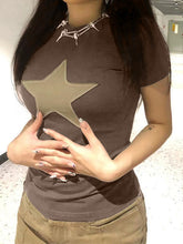Kurzarm-T-Shirt mit Vintage-Aufnäher und Stern